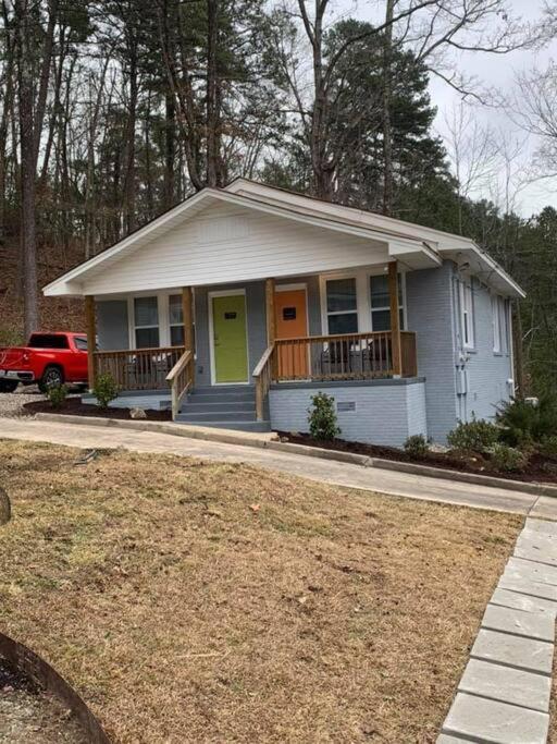 Mountain Bungalow-Walk To Downtown/Biker'S Dream! Hot Springs Exterior photo